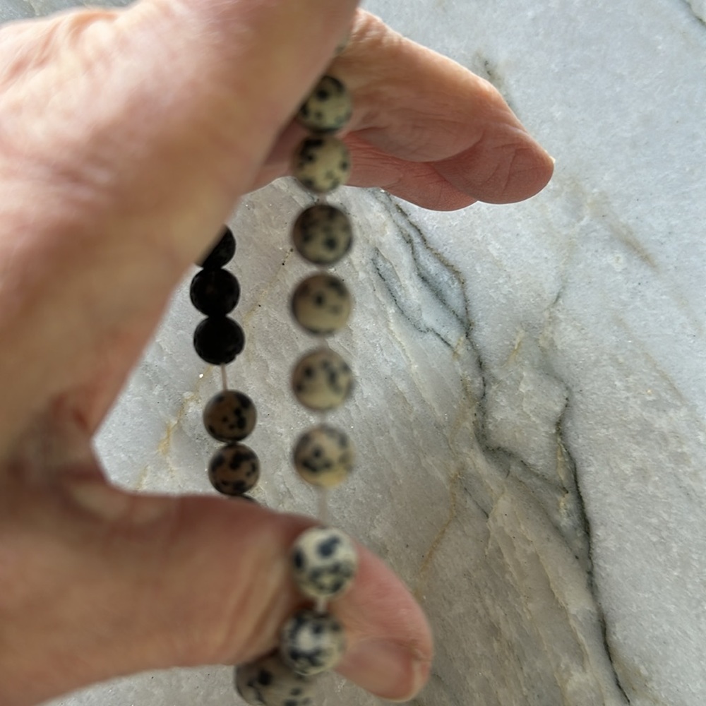 Genuine natural lava rock bead bracelet, Hawaiian - Picture 3 of 6